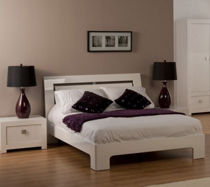 Bari 4'6 Bed