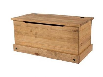 Corona Storage Trunk